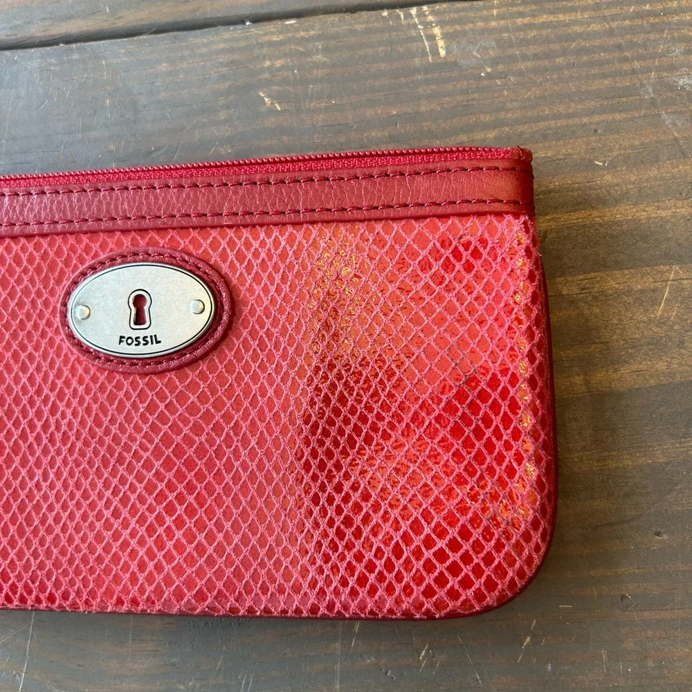 Fossil Red Suede Snakeskin‎ Wristlet Purse Wallet Zip Around Credit Card